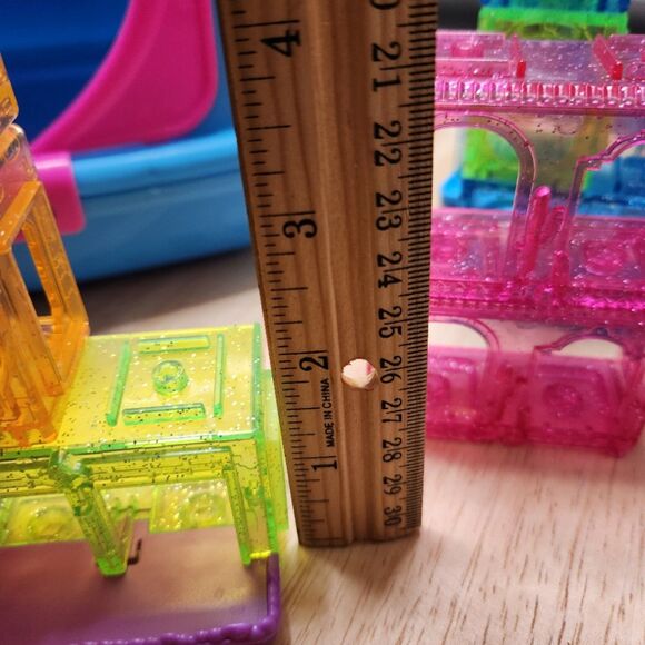 Shopkins Connector Cubes + Pet Carrier – Pretend Play Toy Lot - Picture 8 of 9